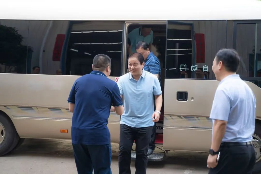 衡陽市委副書記、市長朱健一行赴朝陽集團(tuán)進(jìn)行考察